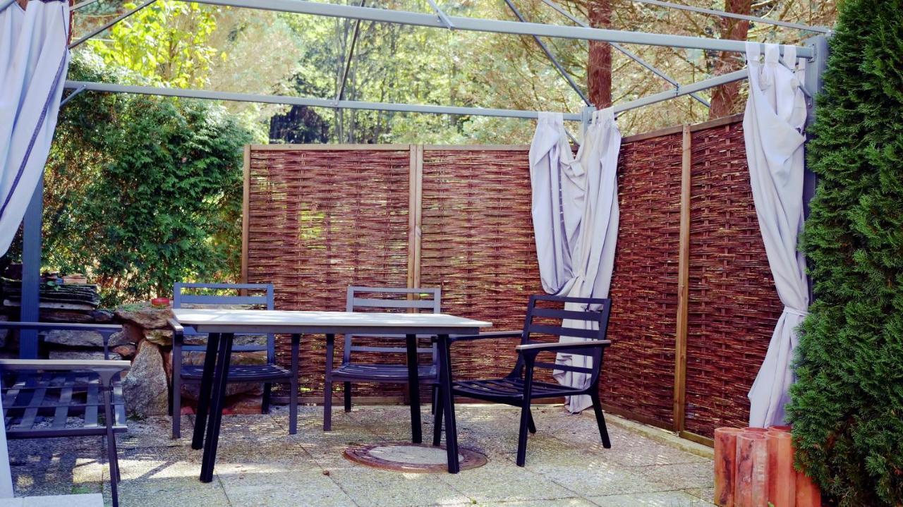 Flamind Holiday Apartments Mit Garten Und Grill Altenberg bei Linz Zewnętrze zdjęcie